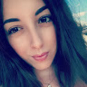 Meet your Posher, Leanne